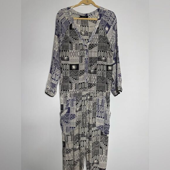 Kaitlyn Aztec Jumpsuit   - Picture 2 of 12